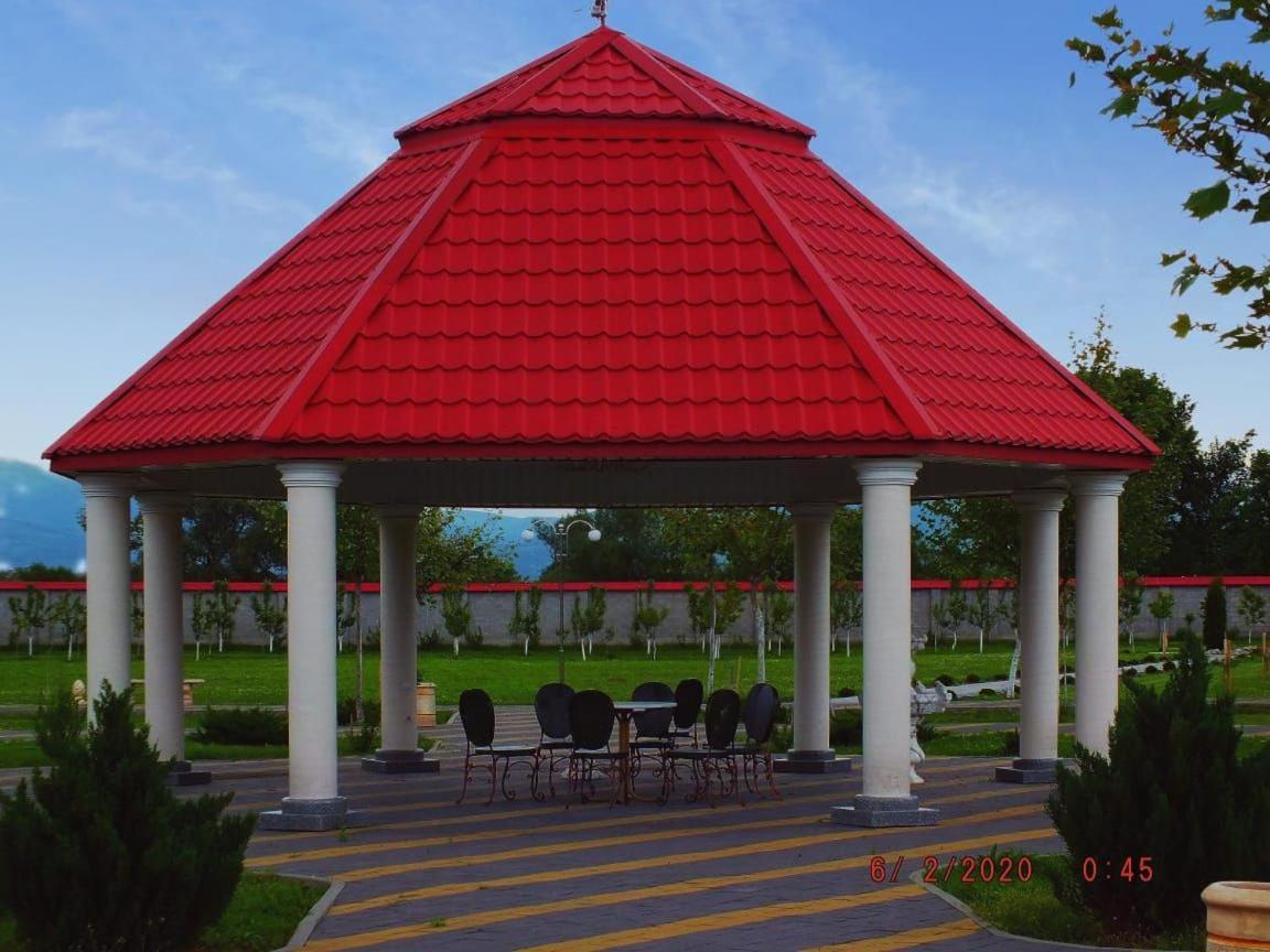 Illara Spa Hotel Irshava Ngoại thất bức ảnh