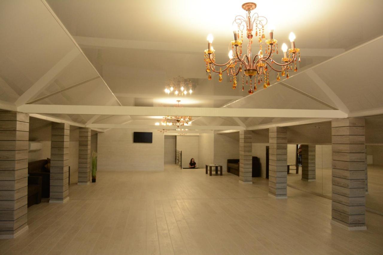 Illara Spa Hotel Irshava Ngoại thất bức ảnh